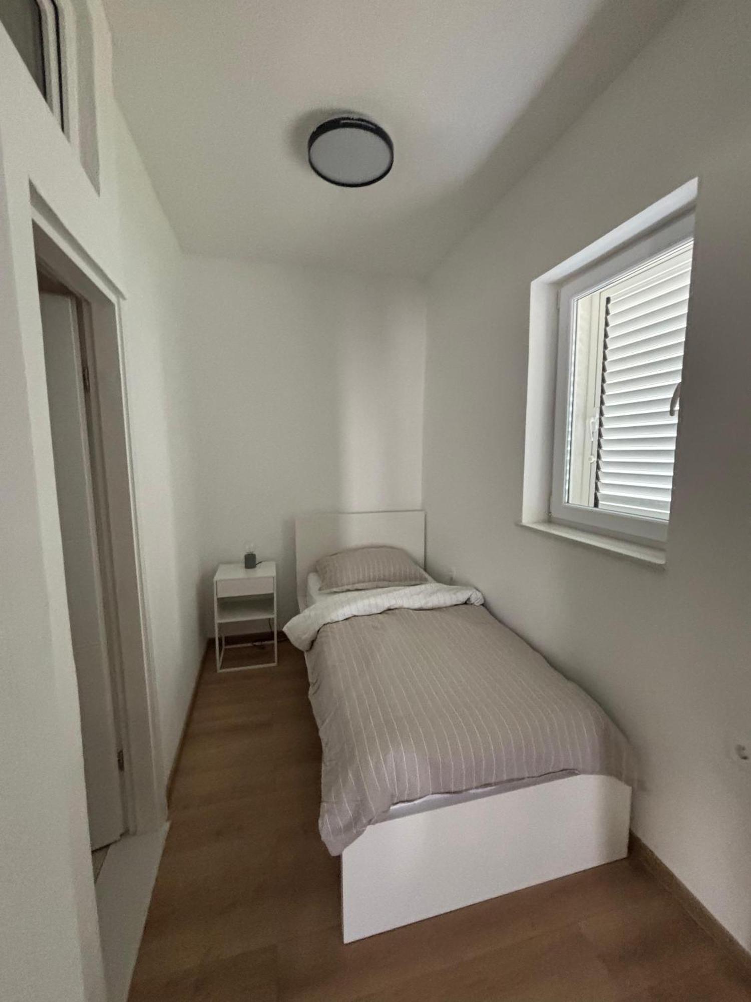 Studio Apartman Sedmica Zadar Extérieur photo